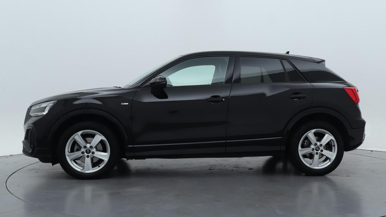 Audi Q2 35 TFSI S Edition | Stoelverwarming | Adaptive cruise | Carplay |