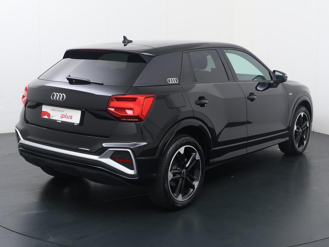 Audi Q2 35 TFSI S Edition | 150 PK | Automaat | Trekhaak | Matrix LED | S line interieur | S line |