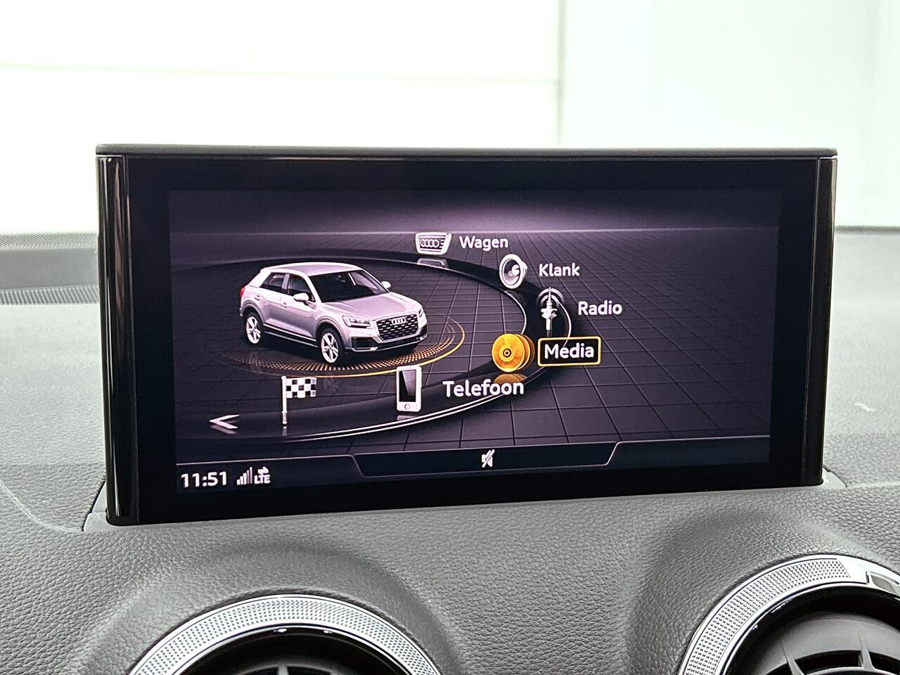 Audi Q2 35 TFSI S-Edition | Leder | Trekhaak |