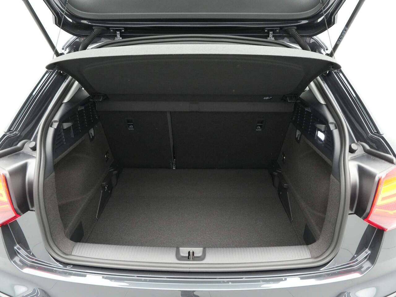 Audi Q2 35 TFSI 150 pk S-Tronic Advanced edition Panoramadak Navigatie Climatronic Parkeersensoren 113