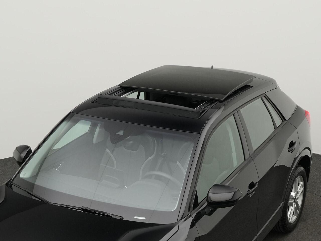 Audi Q2 35 TFSI 150 pk S-tronic Advanced edition | Panoramadak | Adaptive Cruise | Parkeersensoren achter | Stoelverwarming | 17 inch