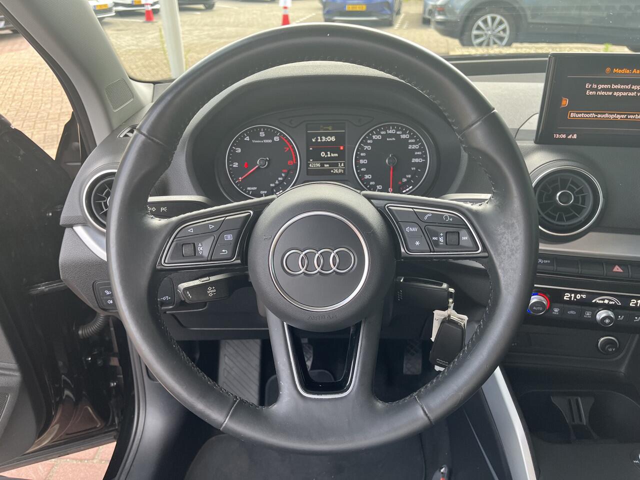 Audi Q2 30 TFSI Epic 115pk / LED verlichting / Parkeersensoren achterzijde / Navigatie / Climate control / 17''LMV