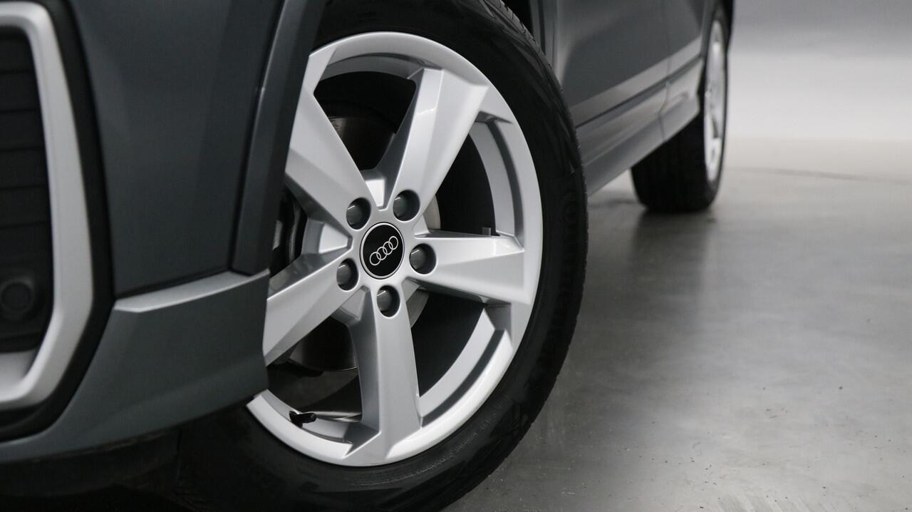 Audi Q2 35 TFSI 150pk S Edition S-Tronic / Navigatie / Adaptive Cruise Control / LED