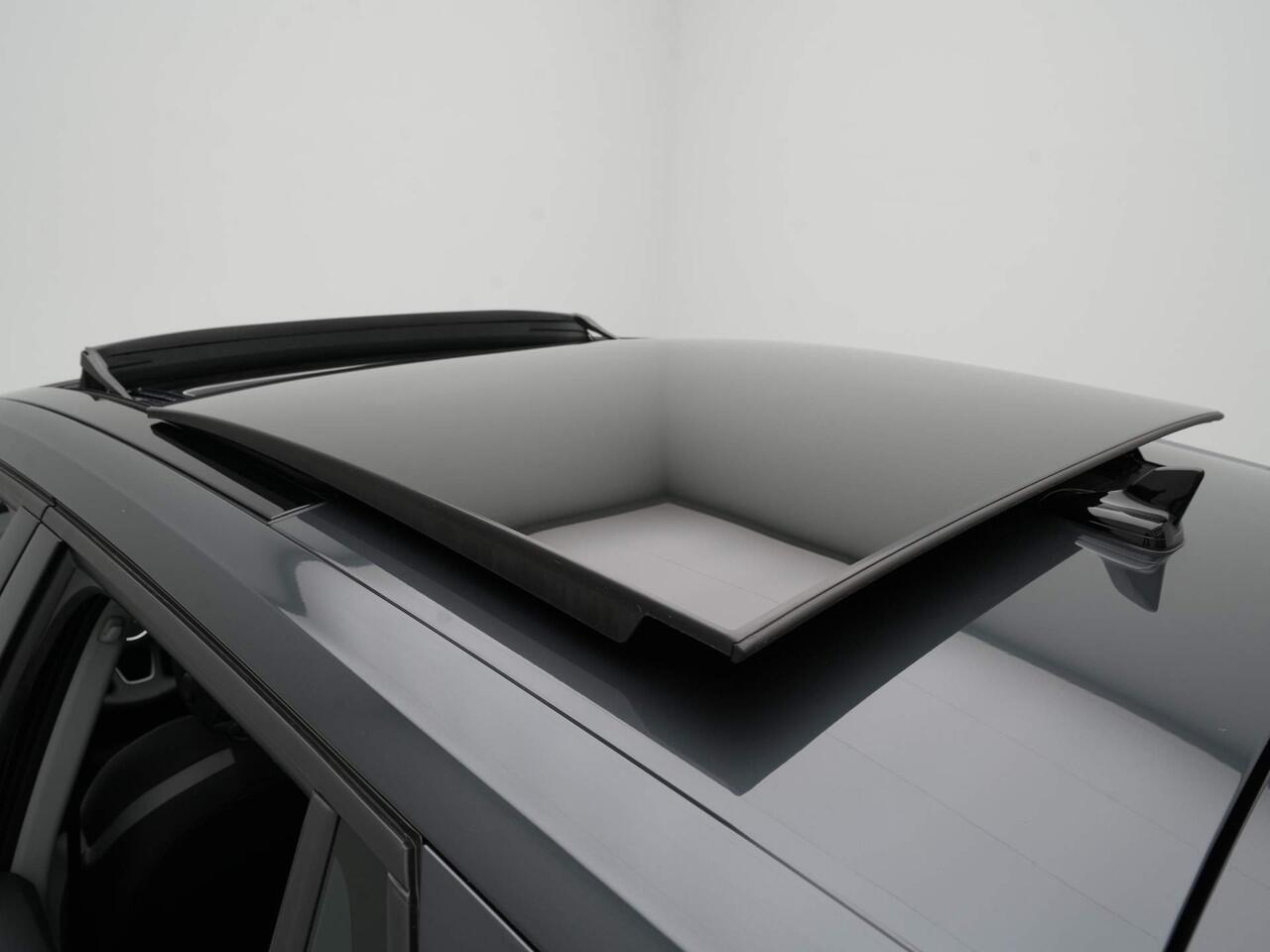 Audi Q2 35 TFSI 150 pk S-Tronic Advanced edition Panoramadak Navigatie Climatronic Parkeersensoren 113