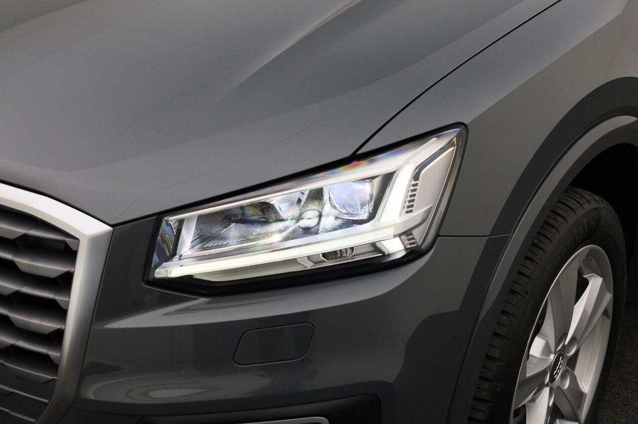 Audi Q2 35 TFSI/150PK S-tronic epic · Apple/Android Car Play · Navigatie · Parkeersensoren · Stoelverwarming