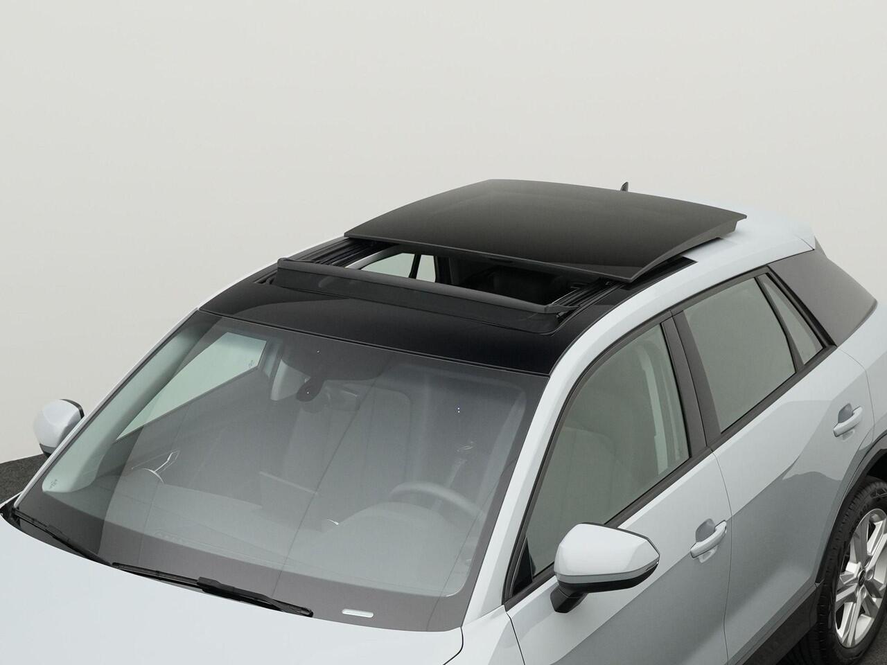 Audi Q2 1.0 30 TFSI 110 pk Advanced edition | Panoramadak | LED koplampen | Achteruitrijcamera | Side Assist | Cruise control | 17 inch