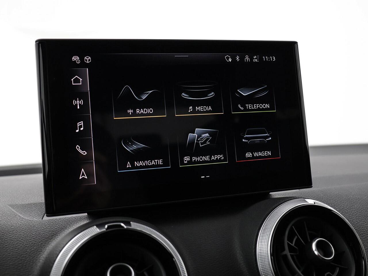 Audi Q2 35 TFSI 150pk S-tronic S Edition · Camera · Apple/Android Car Play · P-Sensoren · Stoelverwarming · 17'' Inch · Garantie t/m 13-07-2029 of 100.000km