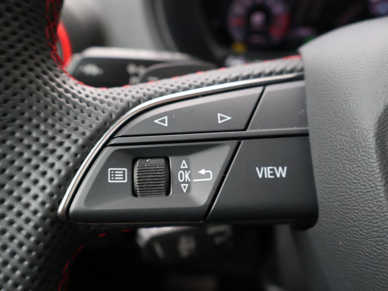 Audi Q2 35 TFSI S Edition | 150 PK | Automaat | Trekhaak | Matrix LED koplampen | S Line |