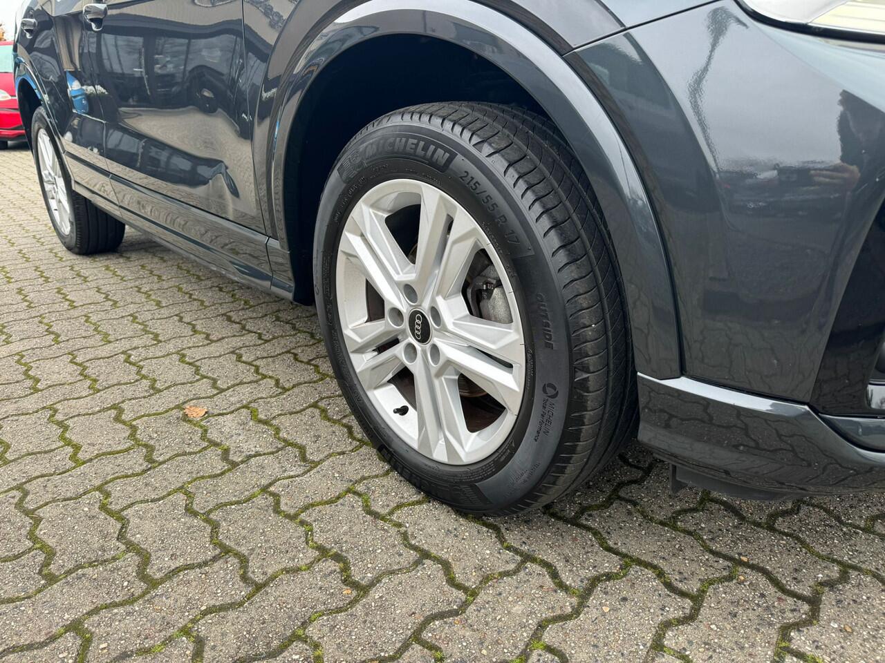 Audi Q2 35 TFSI Advanced edition airco, cruise camera, pdc