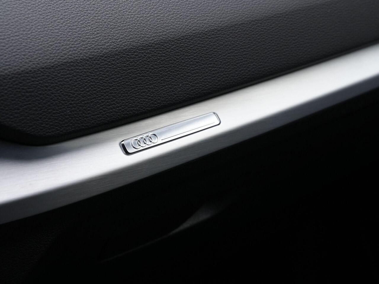 Audi Q2 35 TFSI 150 pk S-tronic S Edition / S-Line | Matrix LED | Navigatie | Parkeersensoren achter