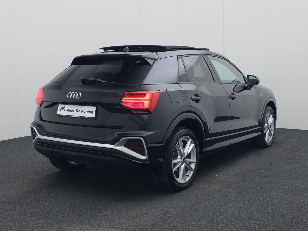 Audi Q2 35 TFSI/150PK S-Tronic S Edition · Panoramadak · Apple/Android Car Play · Camera + Parkeersensoren