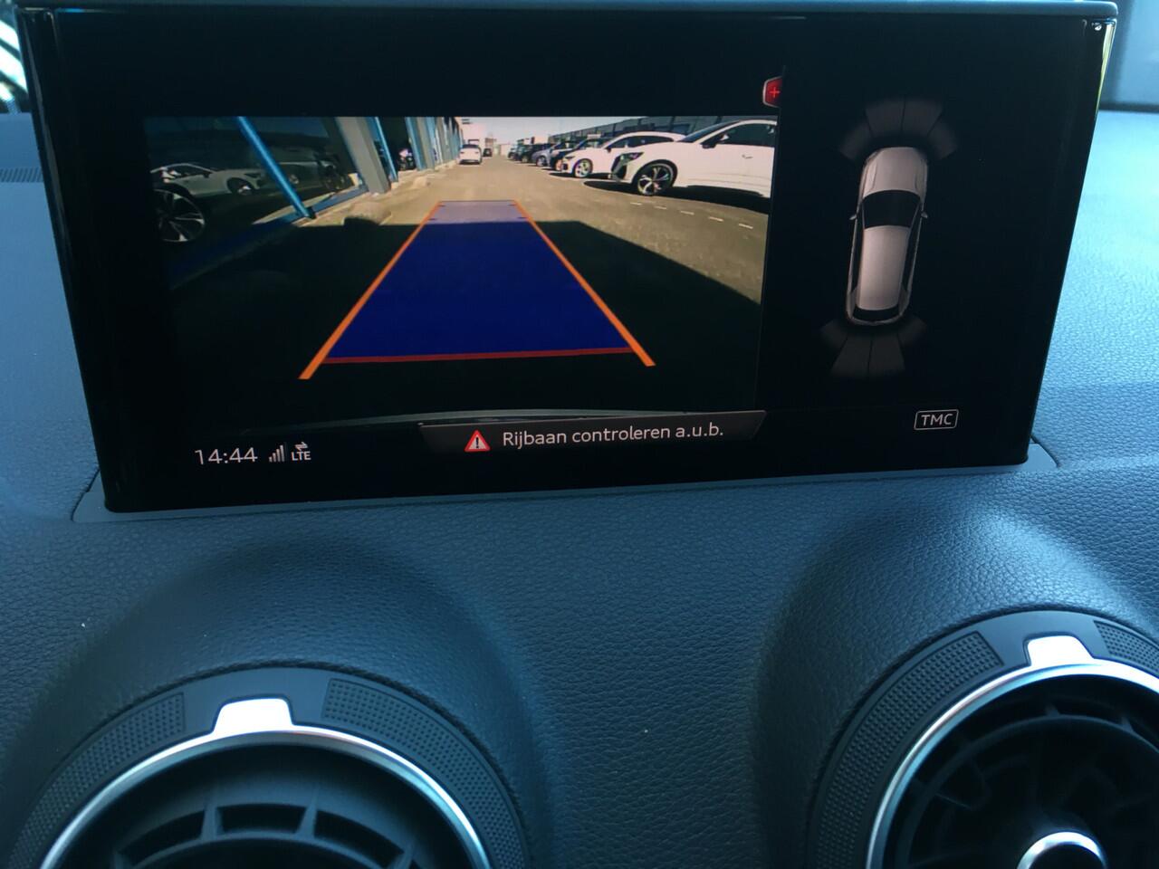 Audi Q2 35 TFSI S-line Camera trekhaak