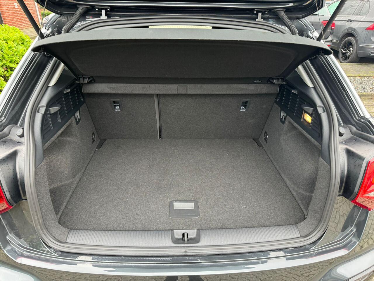 Audi Q2 35 TFSI Advanced edition airco, cruise camera, pdc