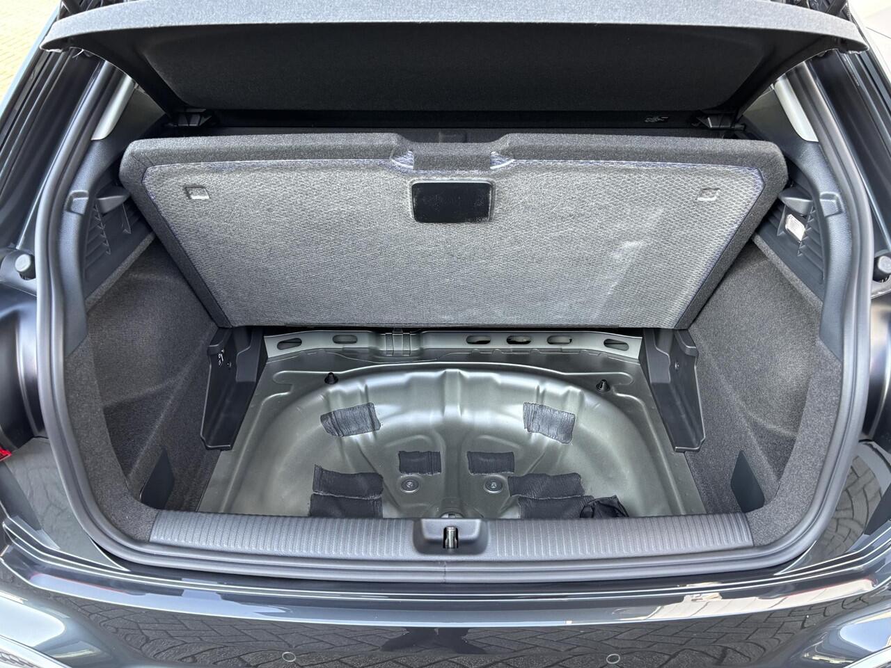 Audi Q2 Advanced edition 35 TFSI 150 PK | Adaptive Cruise Control | Assistentie pakket Parking