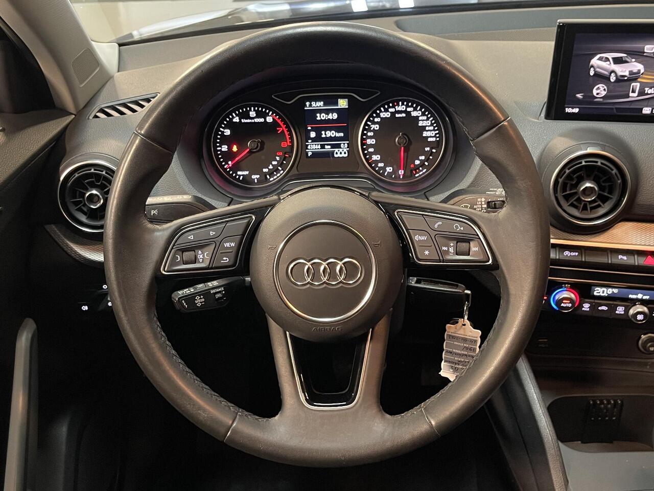 Audi Q2 35 TFSI Advanced Edition 17"/Camera/Adaptieve cruise/PDC v+a/Stoelverwarming/Apple Carplay & Android Auto