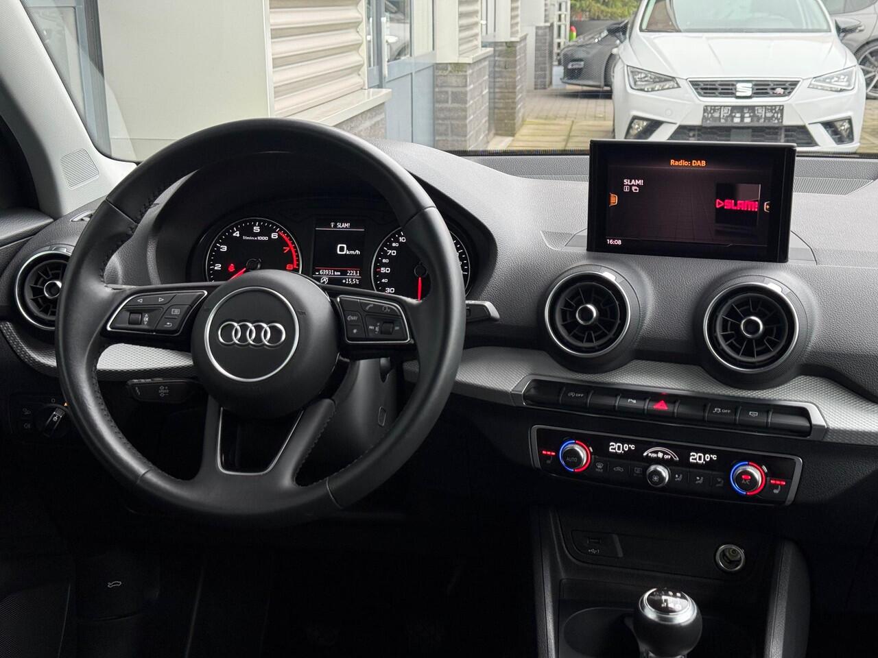 Audi Q2 30 TFSI Sport ACC LED CarPlay