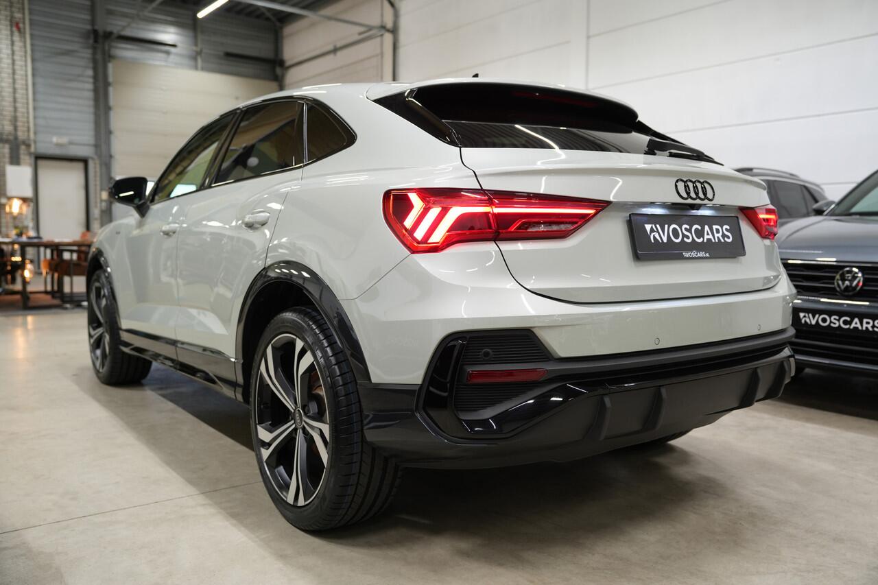Audi Q3 Sportback 35 TFSI S Edition * Sfeer - 20" - Alcantara - Camera - Blind Spot - App - Tau Silver *