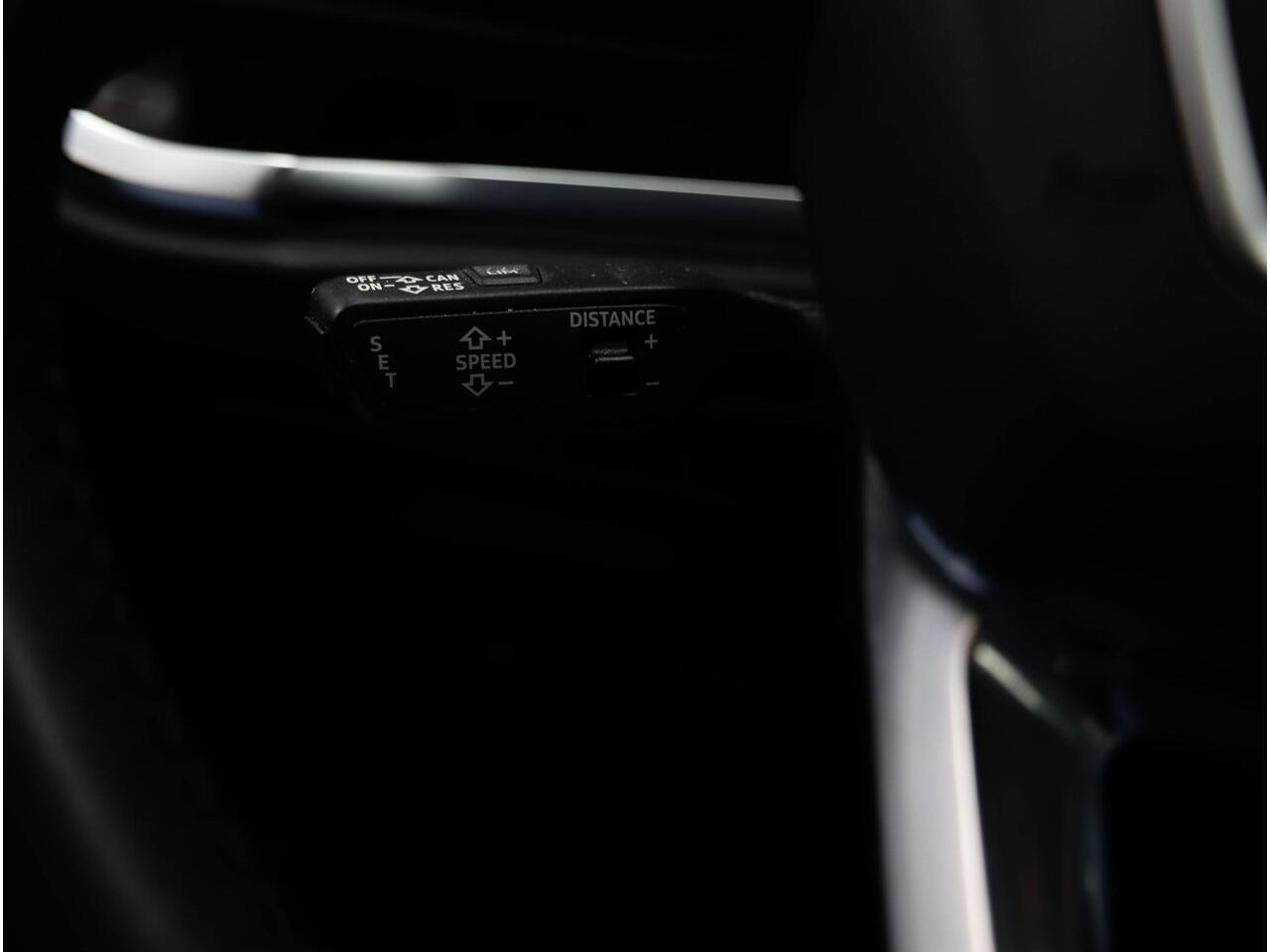 Audi Q3 Sportback 35 TFSI S-Line Automaat Adaptive Cruise Daytonagrijs 19 inch