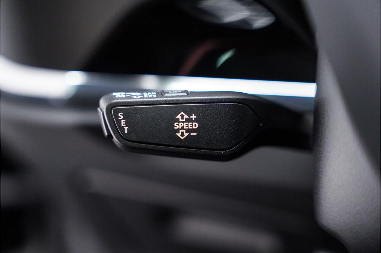 Audi Q3 Sportback 45 TFSI e S-Line|Pano dak|Zwart optiek|Matrix led|20inch