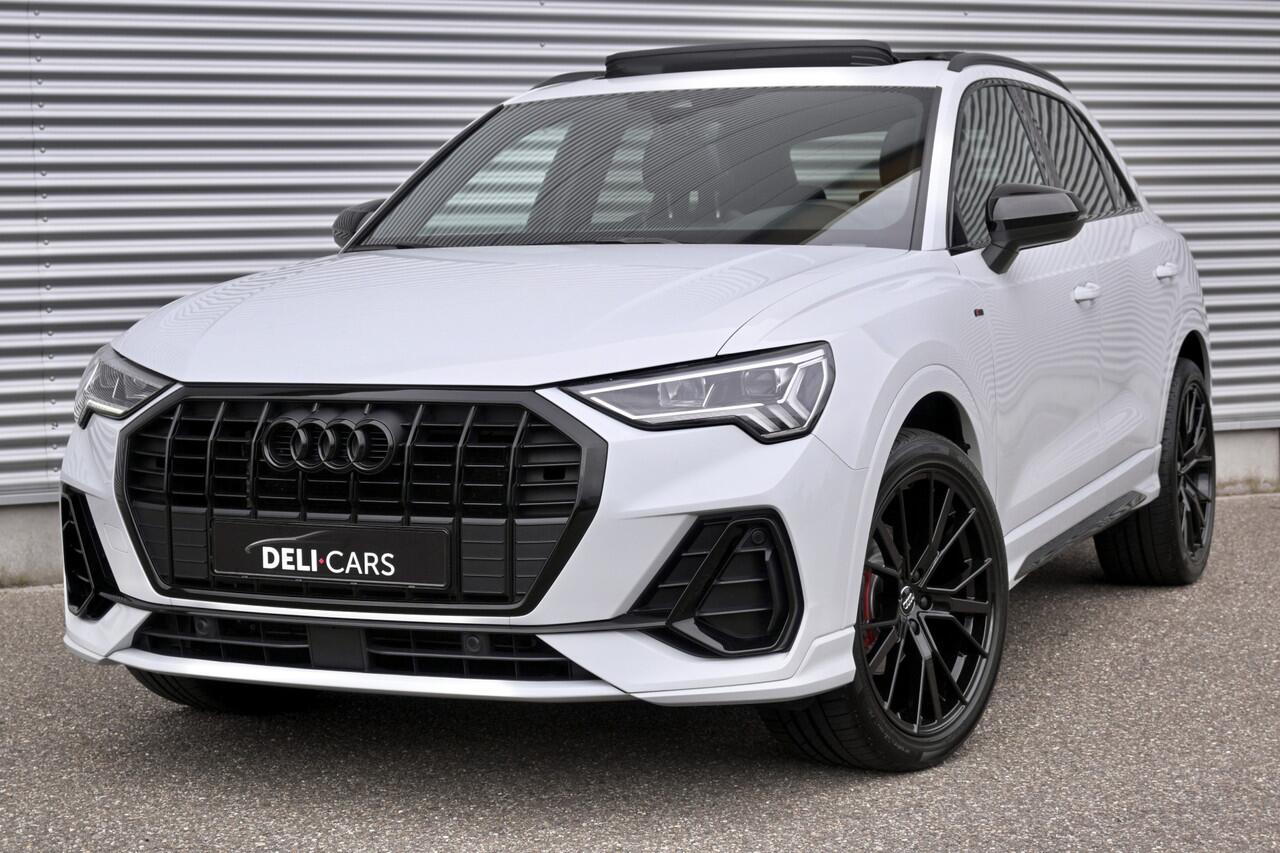 Audi Q3 35 TFSI S-Line Trekhaak | Apple-carplay | Virtual | Pano