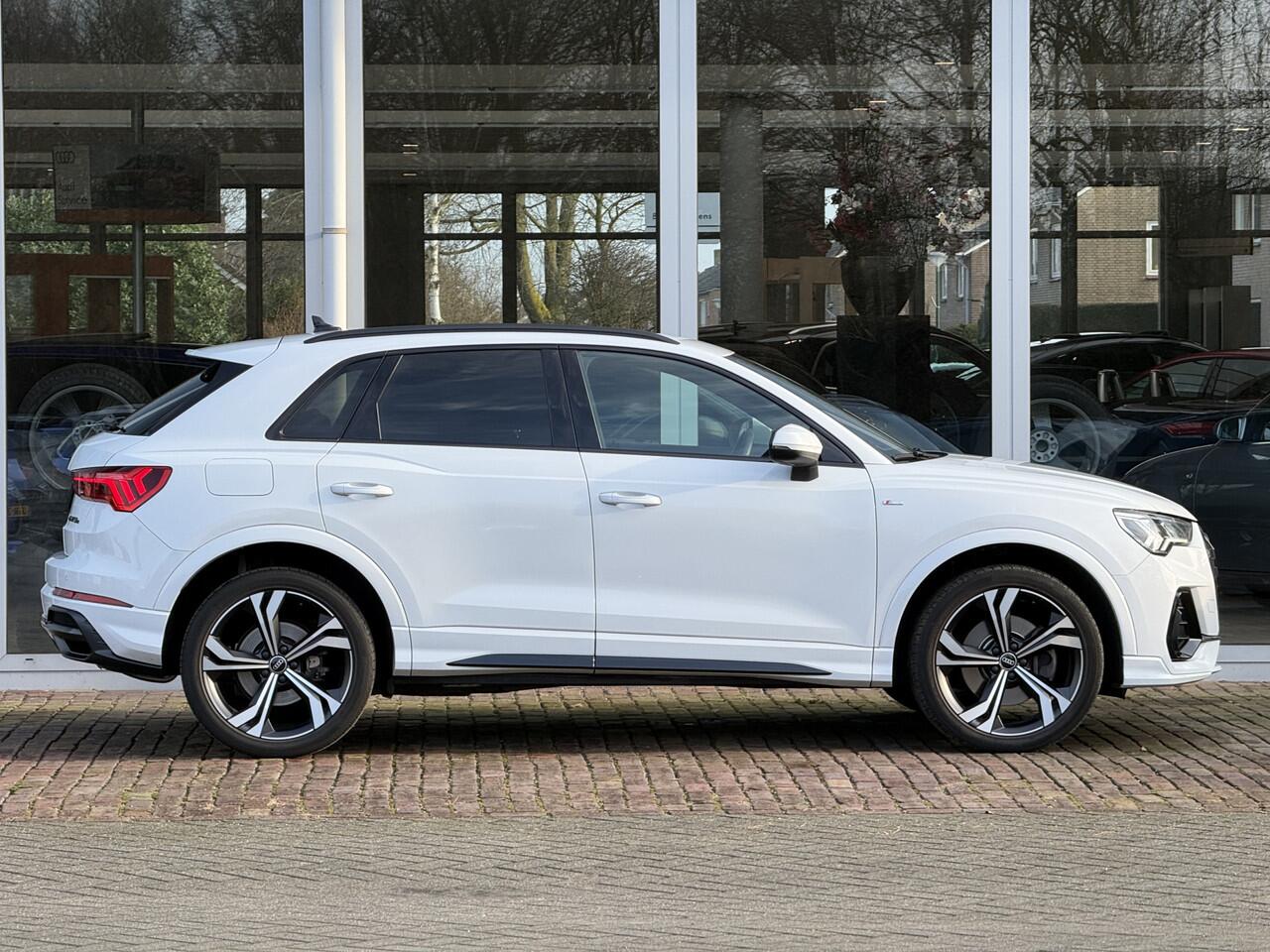 Audi Q3 45 TFSI e S edition