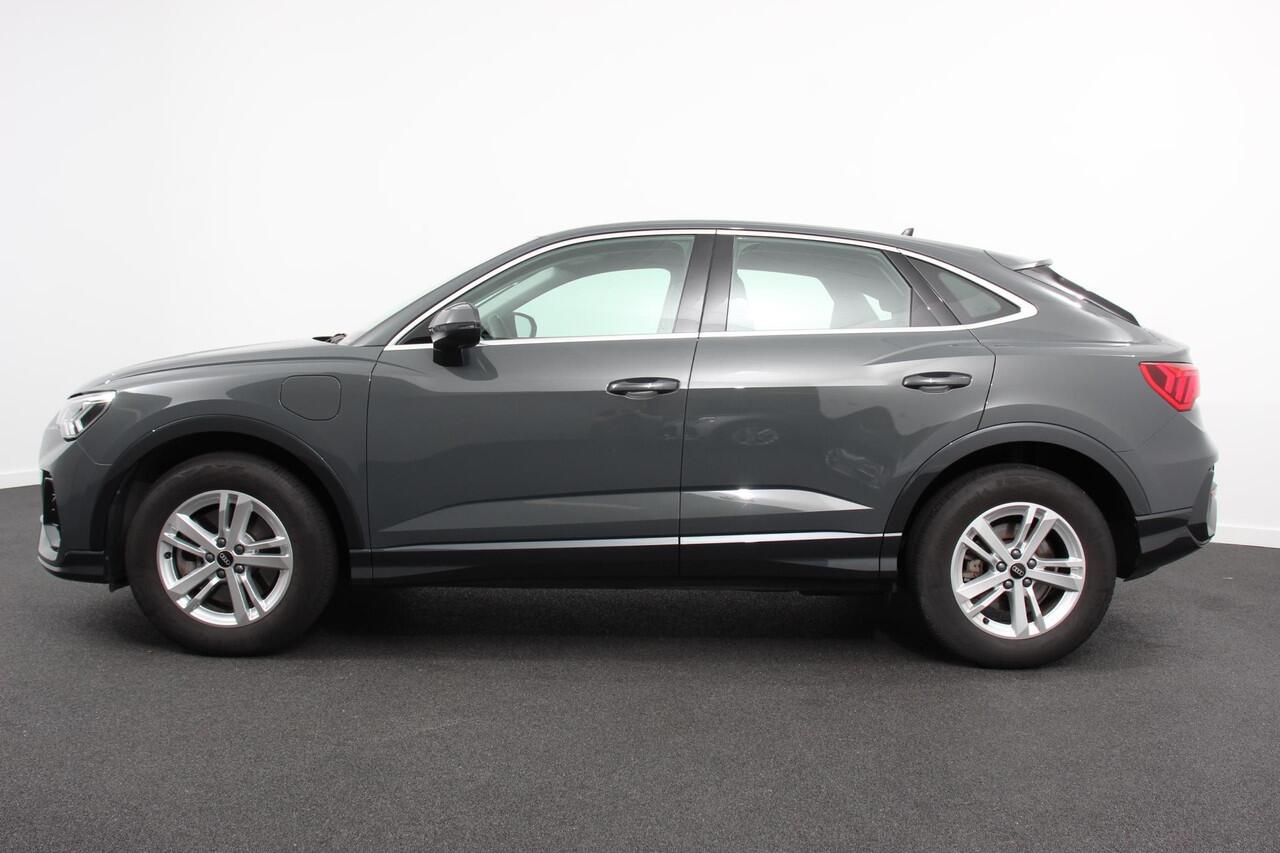 Audi Q3 Sportback 45 TFSI Attitude Plus PHEV 245 PK DEMO! climacontrol | Adaptive Cruise control | PDC V + A | Navigatie | Elektrische Kofferbak | LMV Velgen