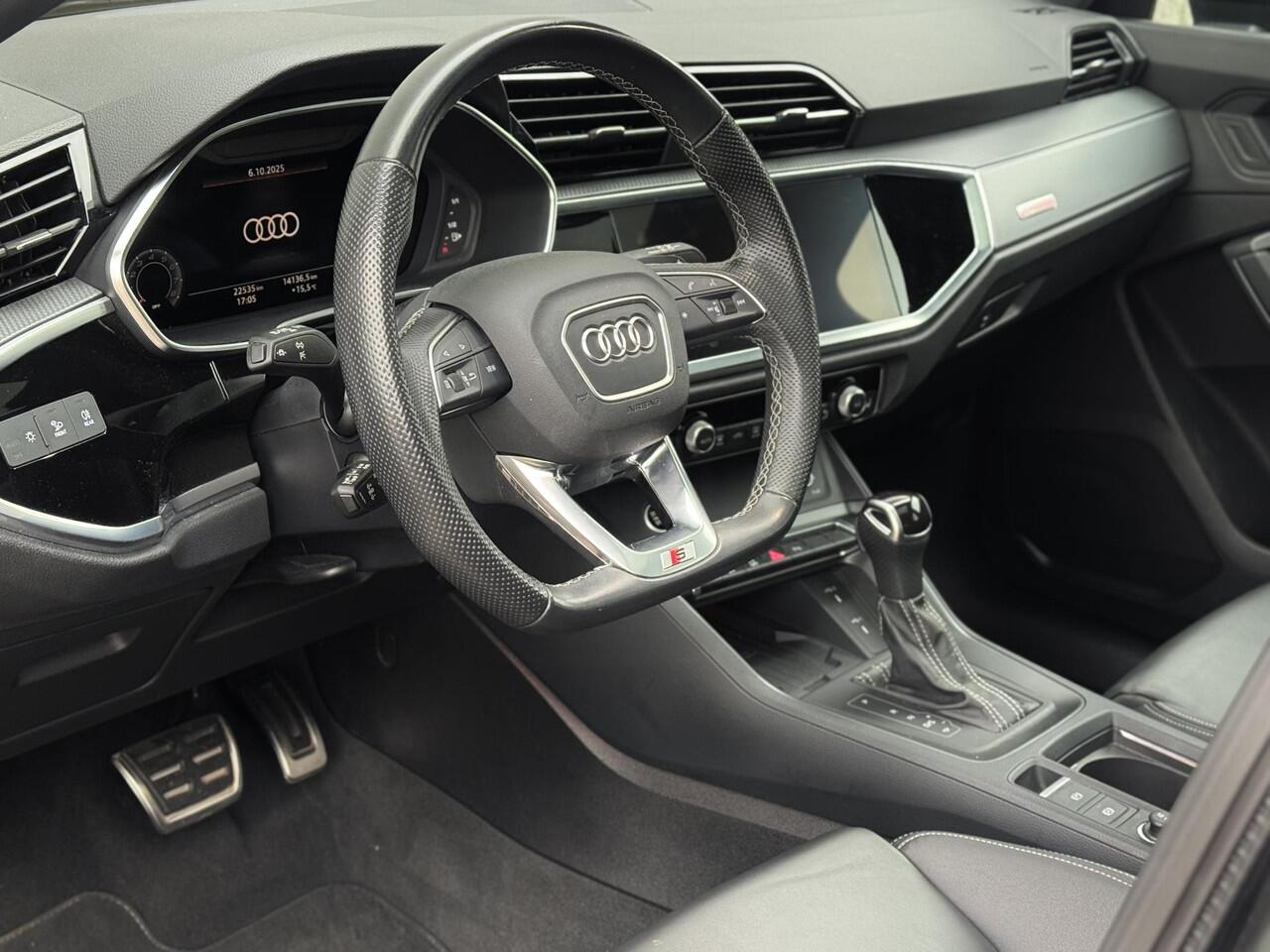 Audi Q3 Sportback 35 TFSI 3X S-LINE ACC PANO KEYLESS GO & ENTRY