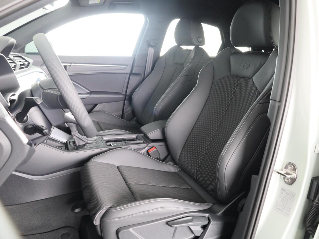 Audi Q3 Sportback 35 TFSI S Edition Competition | Zakelijke financiering 3,99% | Adaptive cruise control | Sonos premium 3d sound | Optiekpakket zwart plus | Ambient verlichting | Keyless |