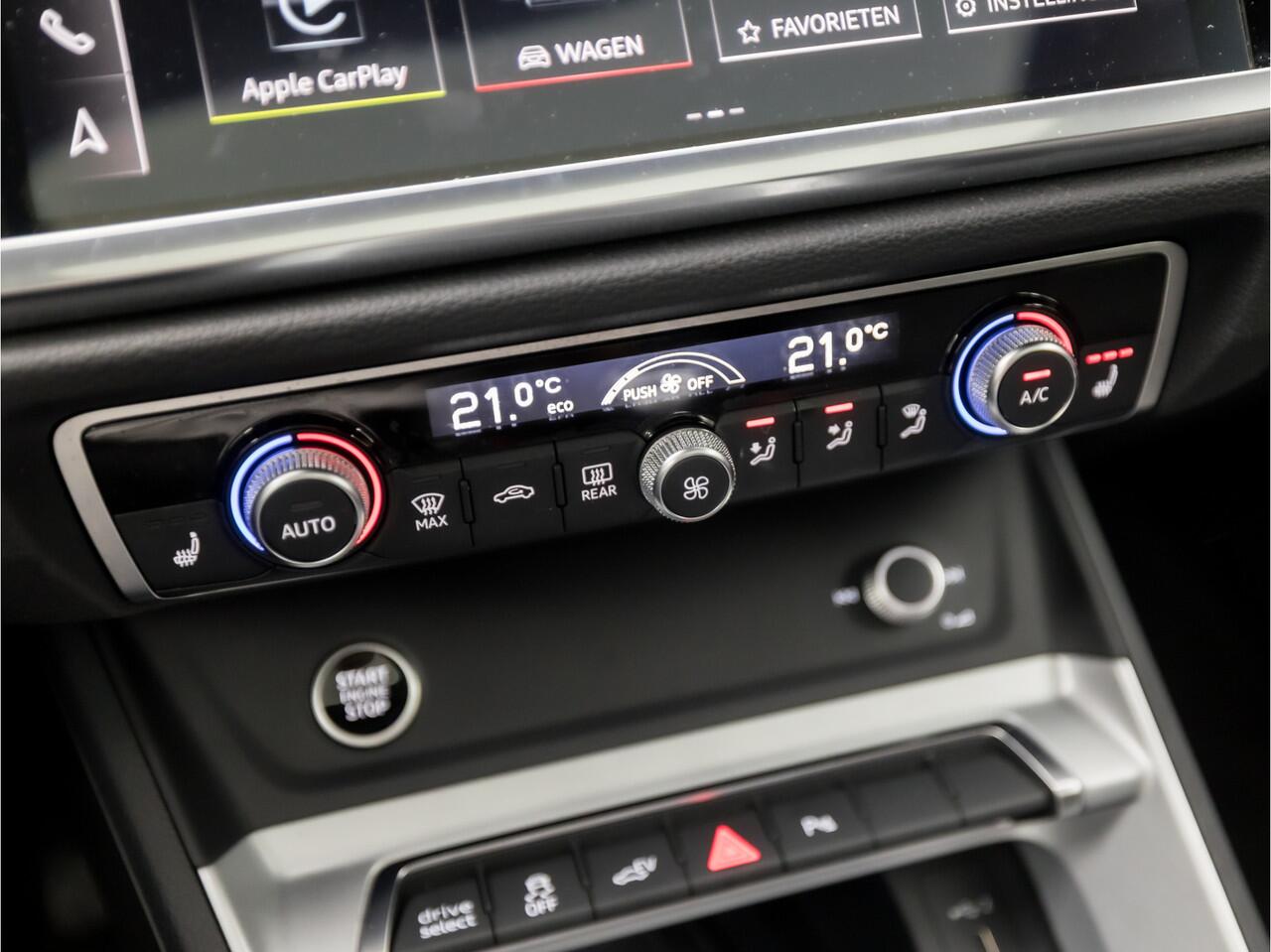 Audi Q3 Sportback 45 TFSI S-Line Sport 245Pk Automaat (SCHUIFDAK, APPLE CARPLAY, BANG&OLUFSEN, 360 CAMERA, ZWART HEMEL, ADAPTIVE CRUISE, STOELVERWARMING, KEYLESS, ELEK ACHTERKLEP, NIEUWSTAAT)