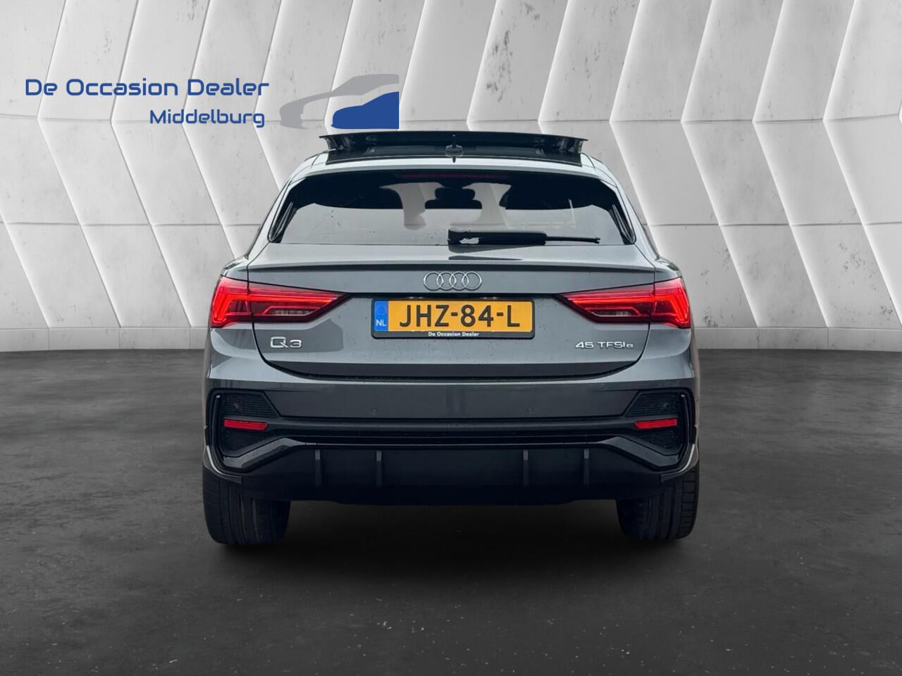 Audi Q3 Sportback 45 TFSI e S Edition Pano rijklaar incl garantie