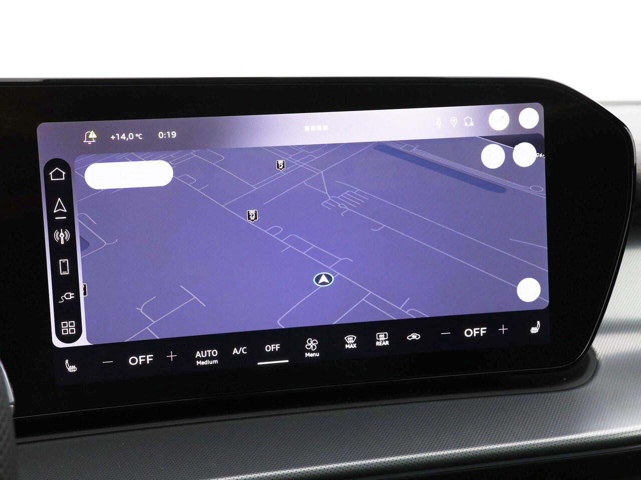 Audi Q3 1.5 e-hybrid S edition 272 PK · Panorama-glasdak · Techniekpakket plus · Optiekpakket zwart-glanzend