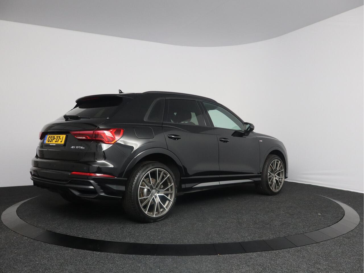 Audi Q3 45 TFSI e S edition Plug-in Hybrid