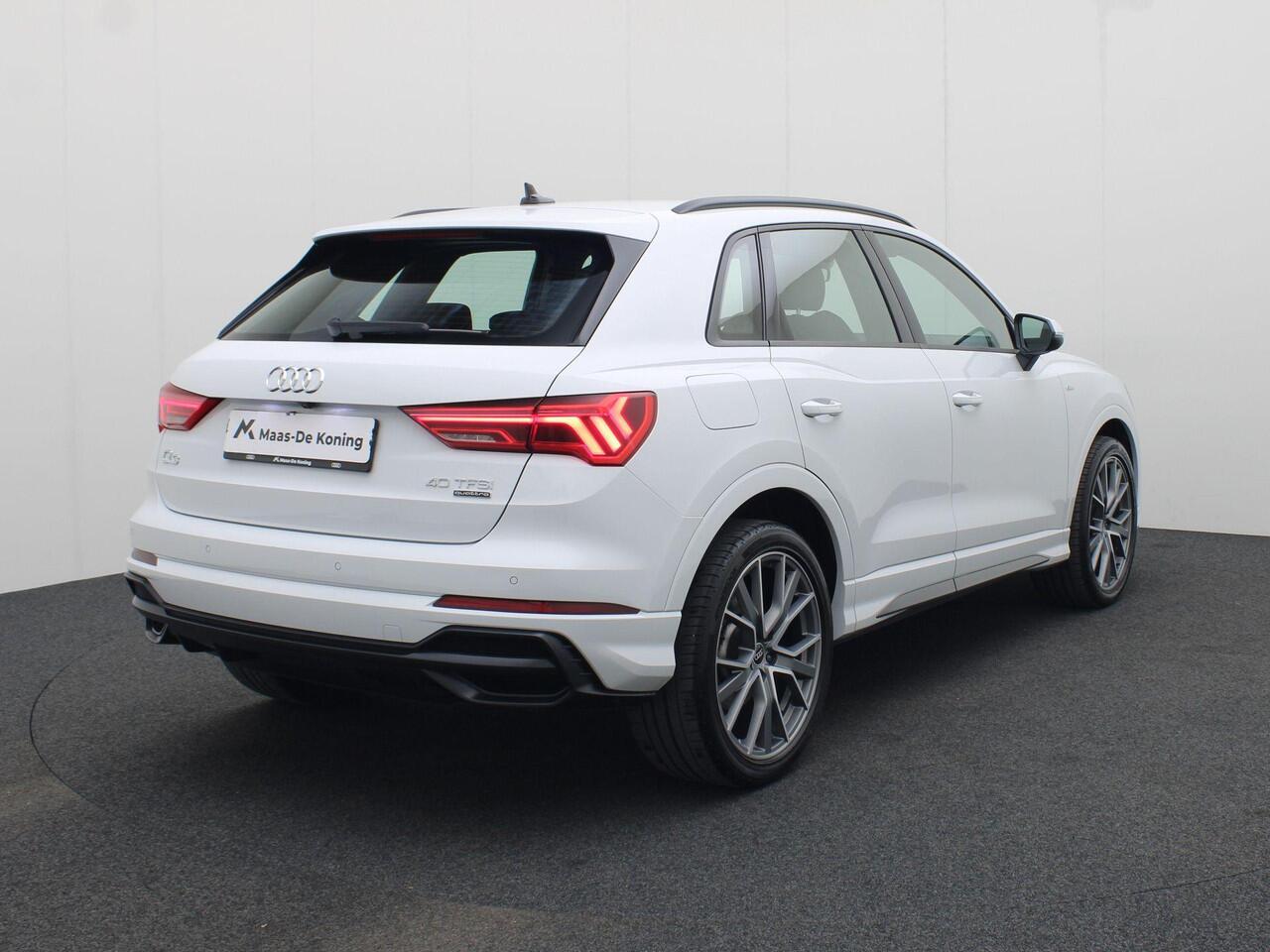 Audi Q3 40 TFSI 190pk quattro S Line · Apple/Android Car Play · Leder/stof · Camera + Parkeersensoren · Garantie tot januari 2028 of 100000