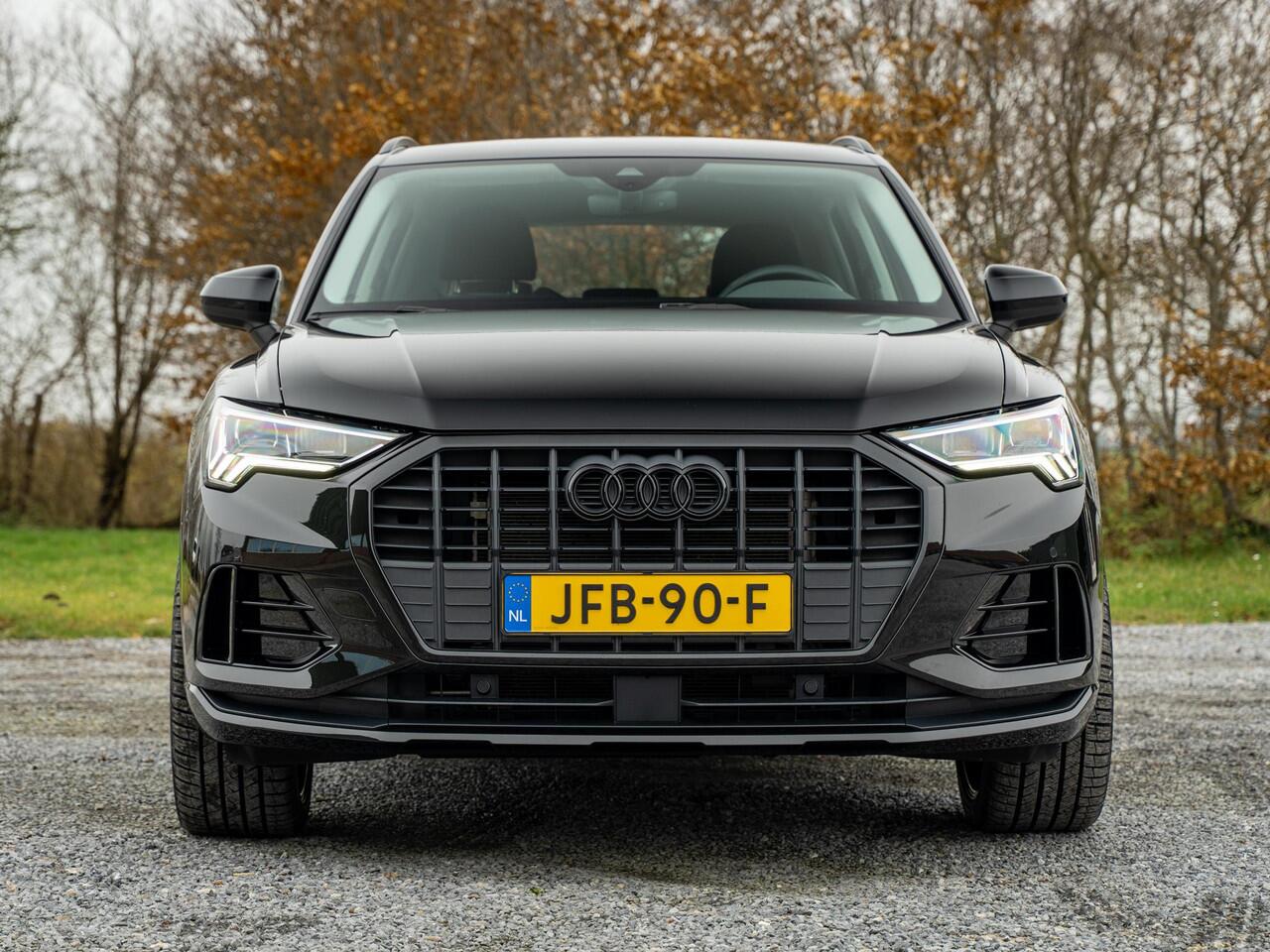 Audi Q3 45 TFSI e // zwart optiek // start/stop // elektr. klep // 20"