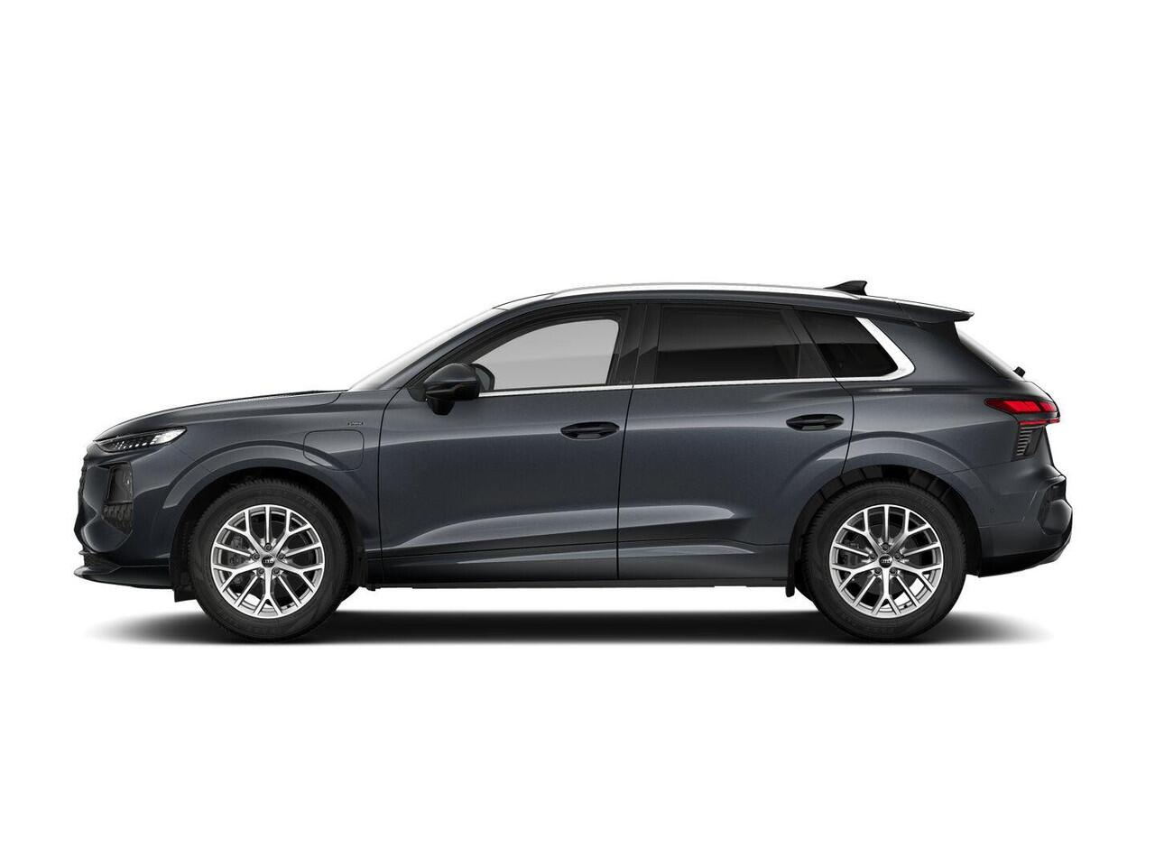 Audi Q3 Advanced edition e-hybrid 272 | Techniekpakket plus | Ambiente lichtpakket | Privacy glas | Functioneel pakket |