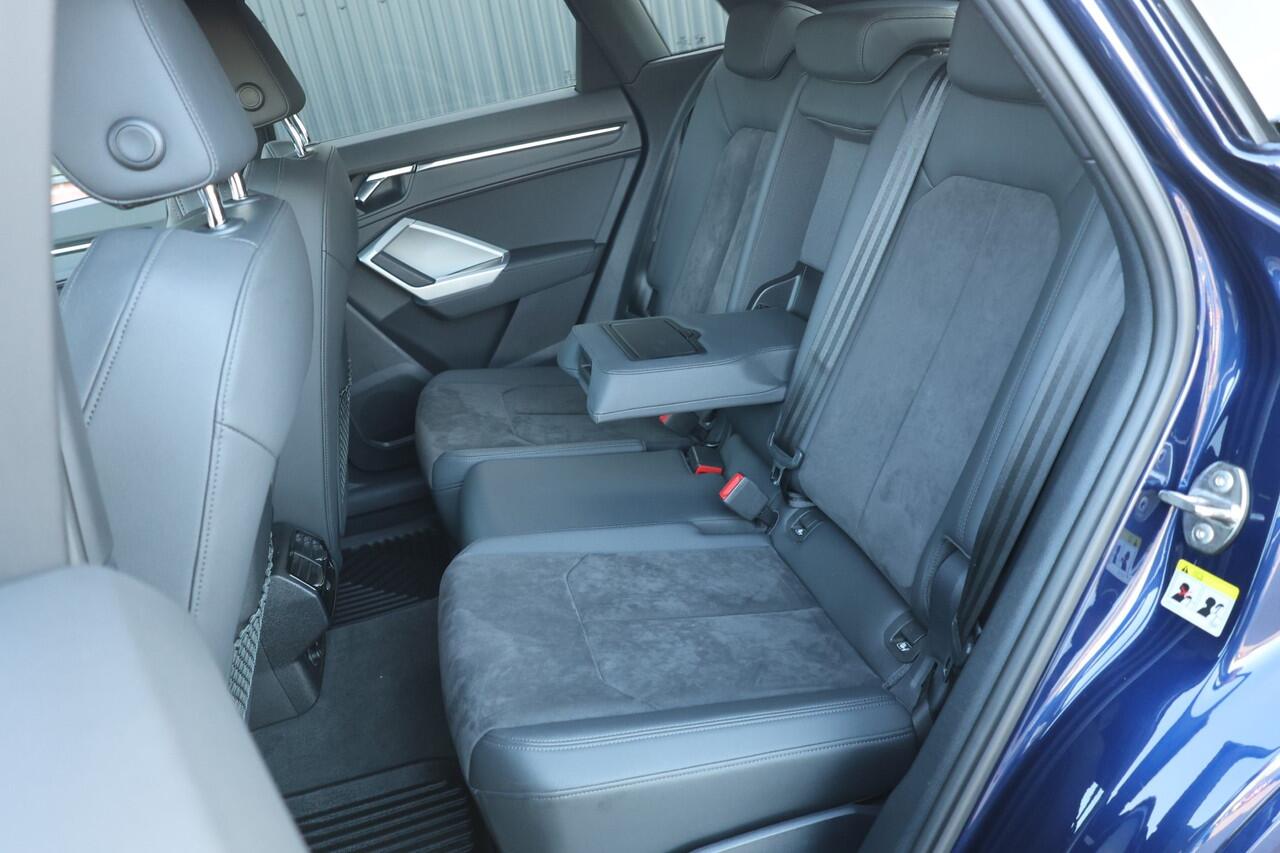 Audi Q3 35 TFSI Proline S edition S Line, Automaat, SMETTELOOS !! .. Rijkelijk uitgevoerd .. pracht kleur .. springt er echt uit