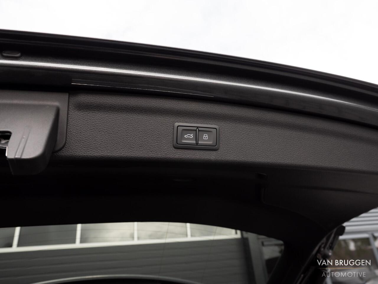 Audi Q3 45 TFSI E S-Line Pano SONOS 360 Sfeer ACC 20" Keyless