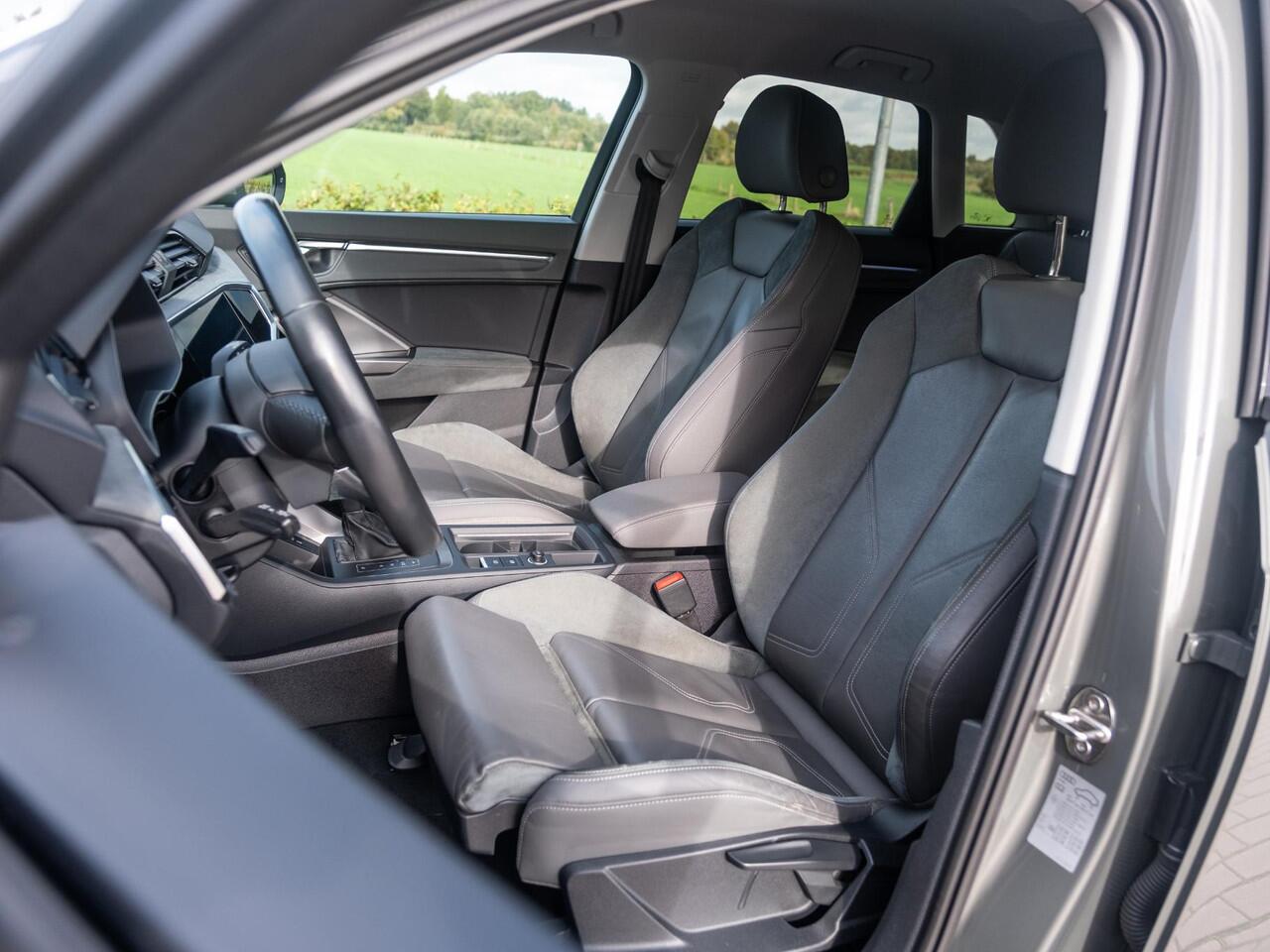 Audi Q3 1.4 45TFSIe Plug-Hybrid Proline Sport | Virtual Cockpit | Elek klep | Volleder / Alcantara | MMI Navi+ | Trekhaak | Park pack | Verw Stoelen | Etc..