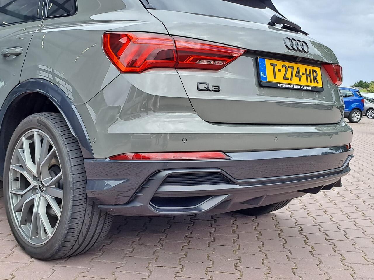 Audi Q3 45 TFSI e S edition 245PK PHEV | Matrix | Trekhaak | Zwart optiek | Leder | Stoelverwarming | Elekt. stoelen | Virtual |