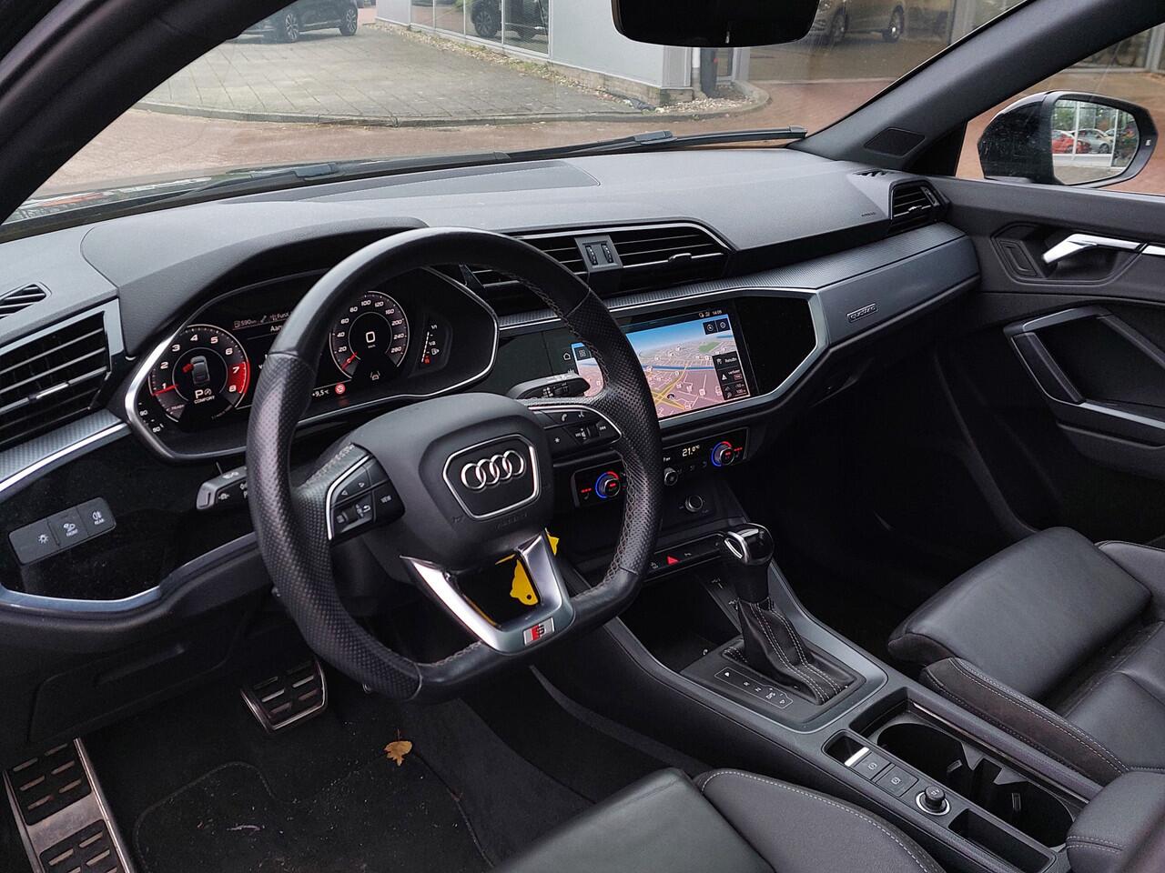 Audi Q3 Sportback 40 TFSI 190pk Quattro S-Edition | Navi | Apple Carplay+Android Auto | Clima | Adap.Cruise | Led Koplampen | Panorama Schuifdak | Leder+Verwarmd | Dodehoek+Rijstrooksensor | Pdc V+A+Camera