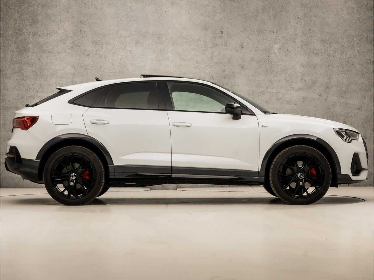 Audi Q3 Sportback 45 TFSI S-Line Sport 245Pk Automaat (SCHUIFDAK, APPLE CARPLAY, BANG&OLUFSEN, 360 CAMERA, ZWART HEMEL, ADAPTIVE CRUISE, STOELVERWARMING, KEYLESS, ELEK ACHTERKLEP, NIEUWSTAAT)