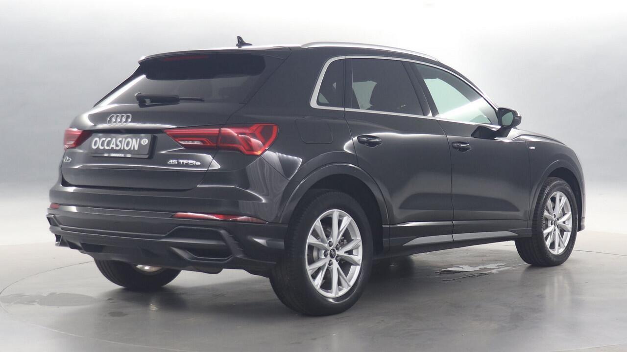 Audi Q3 45 TFSI e 245pk PHEV S Edition S-Tronic / B&O / Camera / Leer / Adaptive Cruise