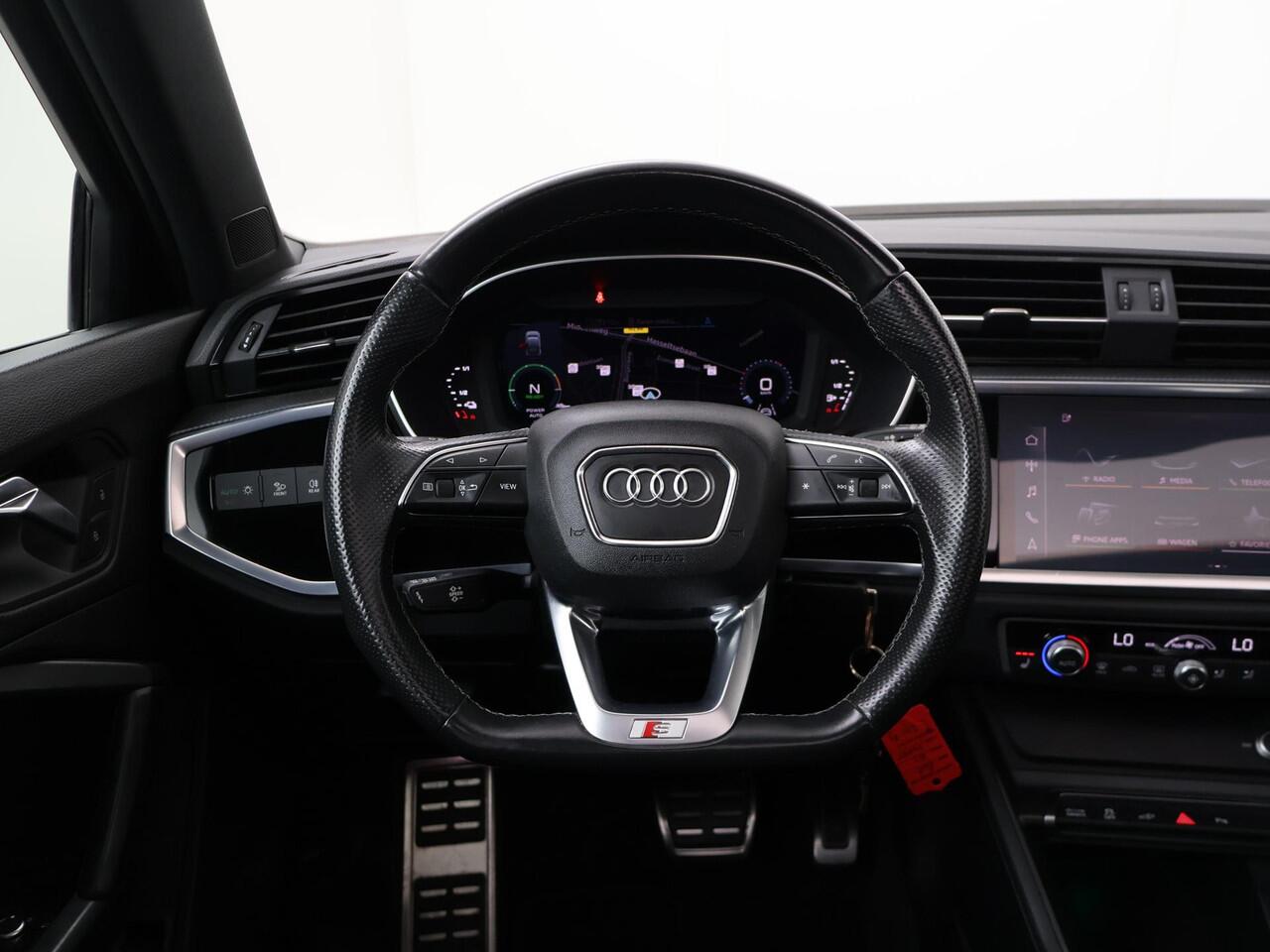 Audi Q3 Sportback 45 TFSI e S Edition | 245 PK | SoH 89% | Automaat | Panoramadak | Verwarmde voorstoelen | Navigatiesysteem |