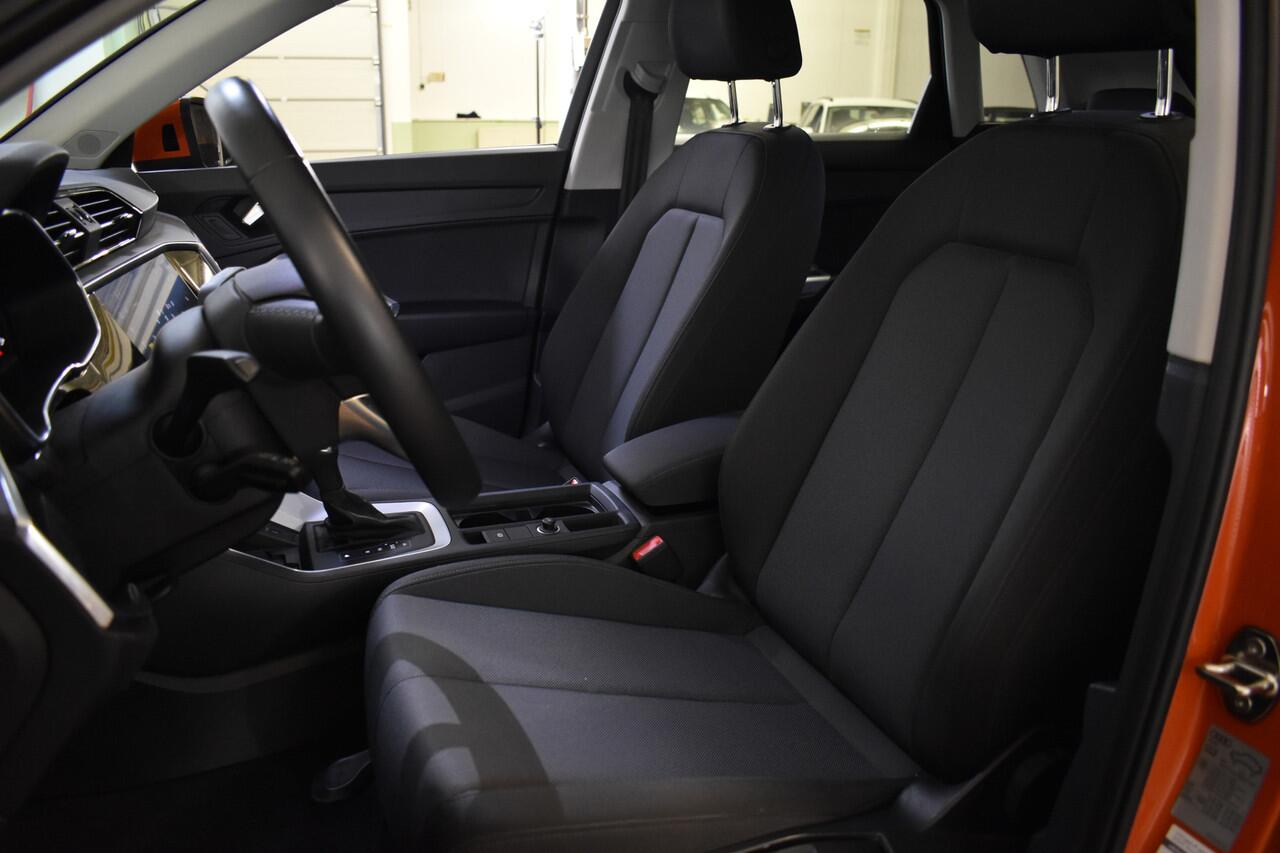 Audi Q3 45 TFSIe 245PK HYBRID S-TRONIC EDITION NAVI/PDC/BLUETOOTH