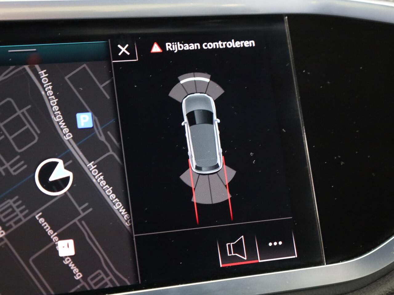 Audi Q3 35 TFSI S edition 150pk S-tronic | Navigatie | Keyless entry | Apple Carplay -/ Android auto | Parkeersensoren voor en achter