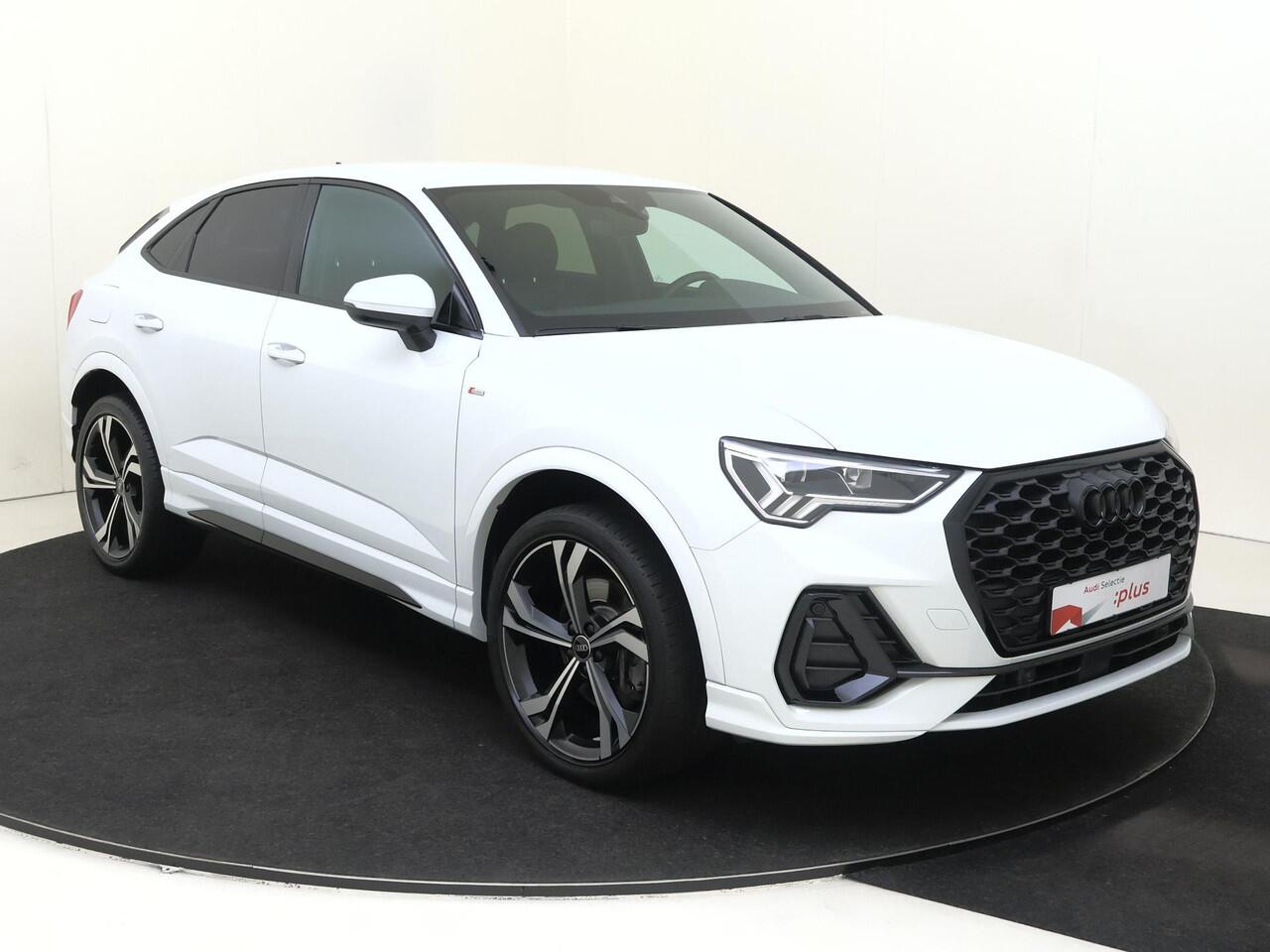 Audi Q3 Sportback 45 TFSI e S Edition | SoH 92% | Achteruitrijcamera | Keyless | Cruise control | Audi virtual cockpit | Stoelverwarming | CarPlay | Navigatie |