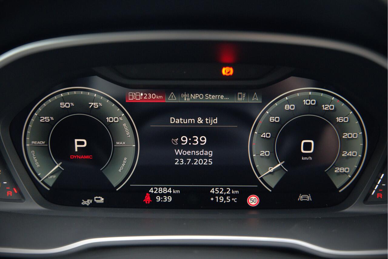 Audi Q3 45 TFSI e Advanced edition | Navigatie | Stoelverwarming | Parkeersensoren | Black Edition | Cruise Control | DAB | Navigatie | Automaat | Digital Dash | LED | Elektrische Achterklep | Dodehoekdetectie