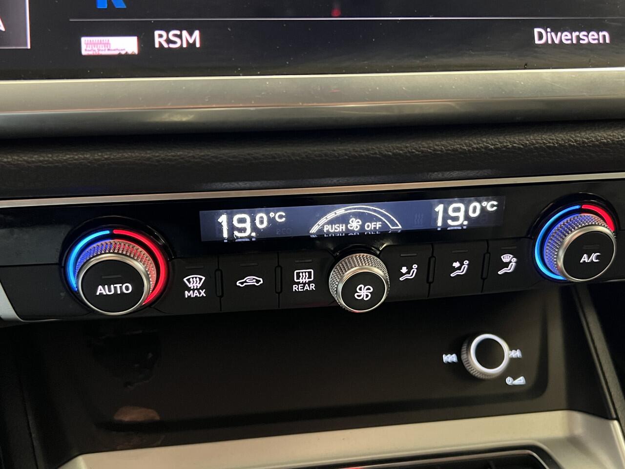 Audi Q3 Sportback 35 TFSI S Edition | Navigatie/Android/Apple Carplay | LM Velgen 20" | Achteruitrijcamera | PDC Voor en Achter | Cruise Control |