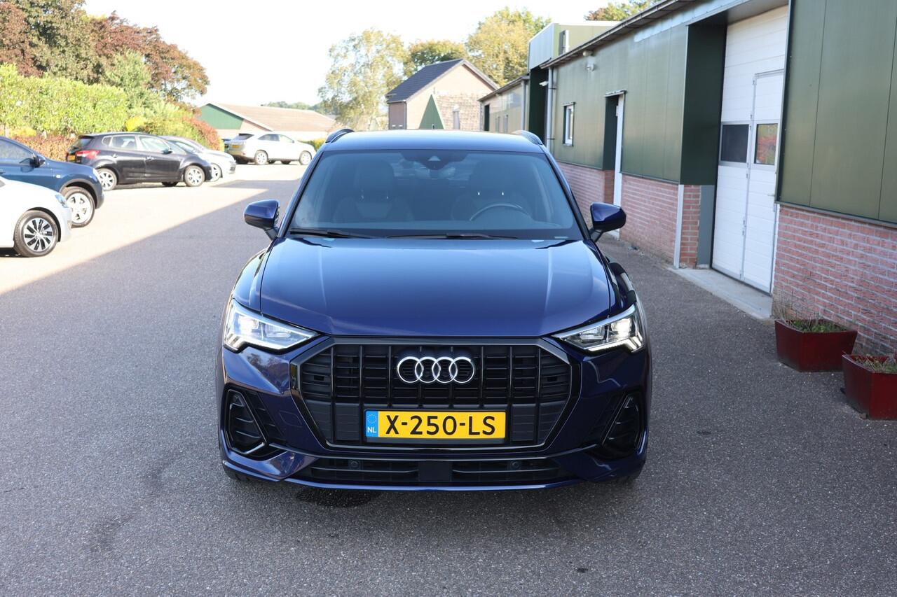 Audi Q3 35 TFSI Proline S edition S Line, Automaat, SMETTELOOS !! .. Rijkelijk uitgevoerd .. pracht kleur .. springt er echt uit