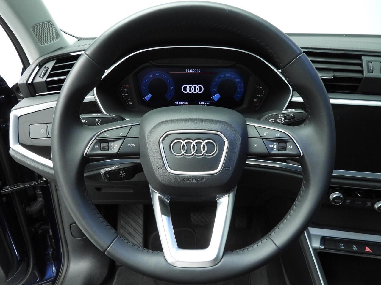 Audi Q3 35 TFSI Business Edition S-Tronic | Navi | Audi Sound | 18"